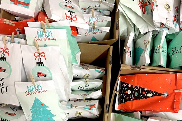 Christmas campaign Guglhupf Offenburg: gifts for the needy